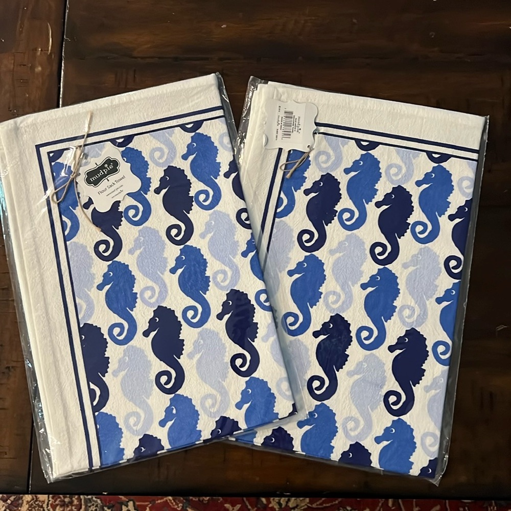 Set of 2 Mud pie Flour Sack Towel